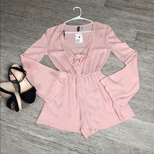 NWT H&M Romper ☀️ HM02
